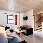 Caloroczne Osada Zbojecka Jandura Lodge