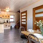 Caloroczne Osada Zbojecka Jandura Lodge *