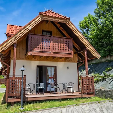 Całoroczne Osada Zbójecka Jandura Alojamento de Turismo Selvagem Kluszkowce