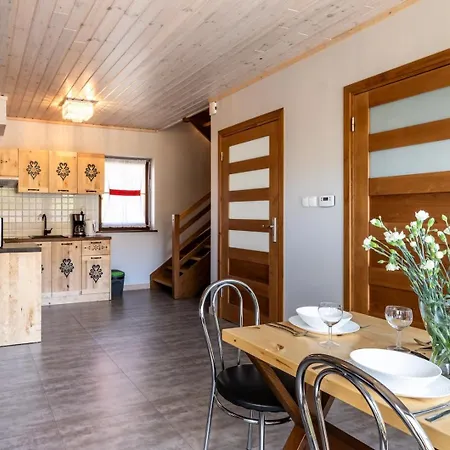 Caloroczne Osada Zbojecka Jandura Lodge *